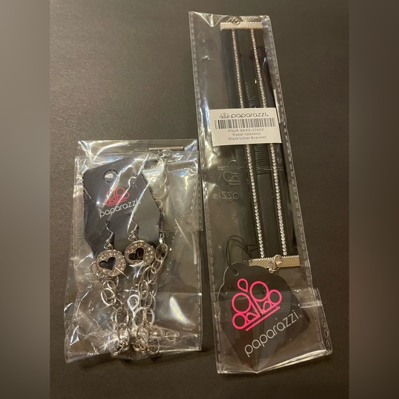 NWT Paparazzi Toggle Heart Necklace, Earrings and Urban Bracelet Beautiful! - Picture 2 of 5
